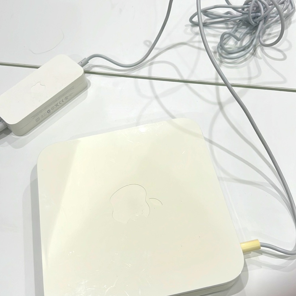 Apple Aiport Extreme model A1354